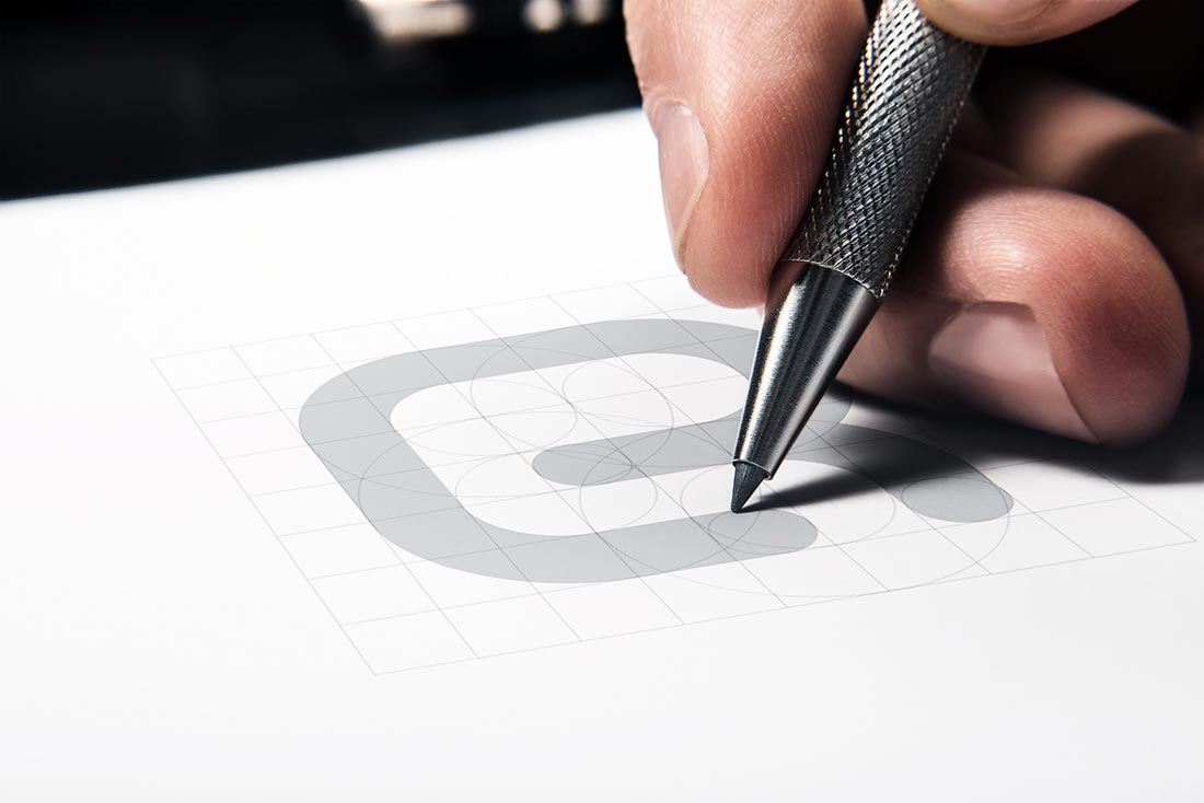 天津萊爾攝影公司標志設計-3